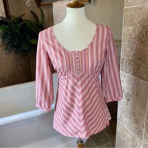 The North Face Tie Back blouse size medium